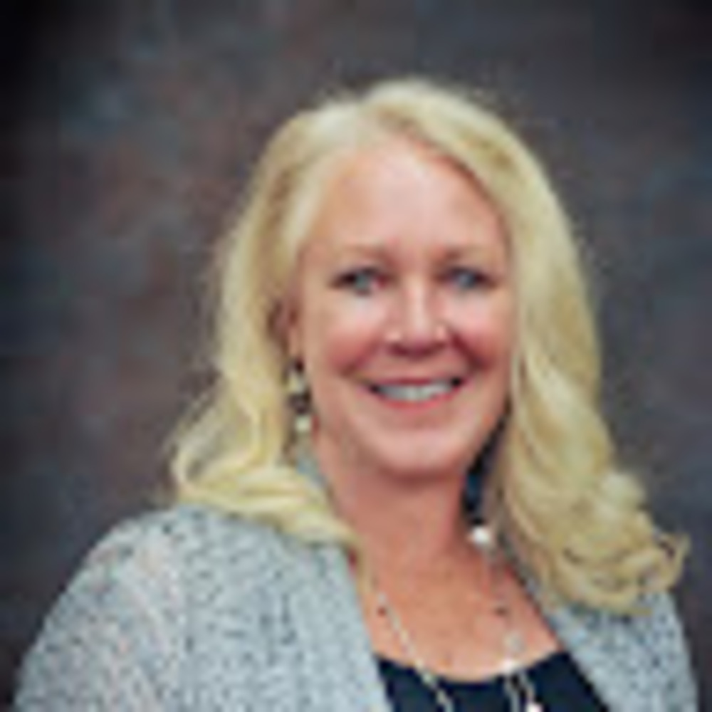 Meet your Posher, Adrienne